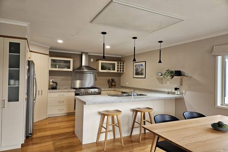 Photo of property in 11 Courtenay Place, Owhata, Rotorua, 3010