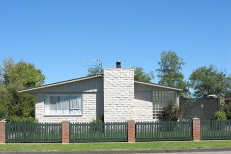 Photo of property in 207 West Belt, Rangiora, 7400