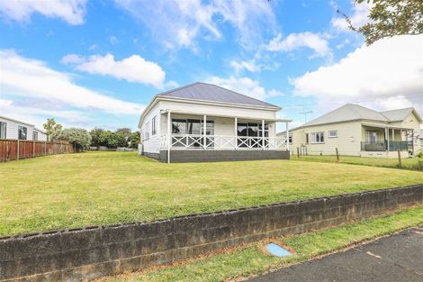 Photo of property in 142 Hakanoa Street, Huntly, 3700