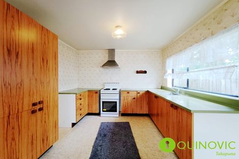 Photo of property in 2/17 Queen Mary Avenue, New Lynn, Auckland, 0600