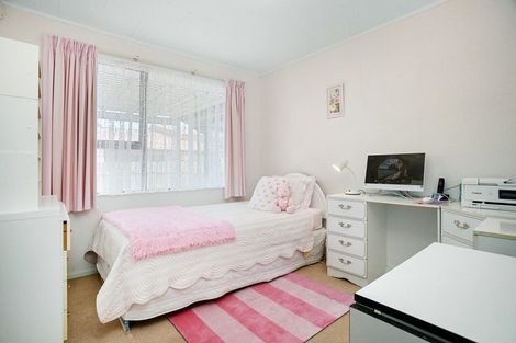 Photo of property in 10 Morning View, Titahi Bay, Porirua, 5022