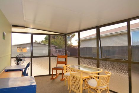 Photo of property in 10 Montague Street, Islington, Christchurch, 8042