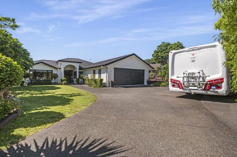 Photo of property in 7 Piha Close, Papamoa Beach, Papamoa, 3118