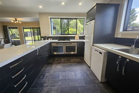 Photo of property in 36 Wanganui Road, Marton, 4710