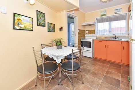 Photo of property in 2/55 Pah Road, Papatoetoe, Auckland, 2025