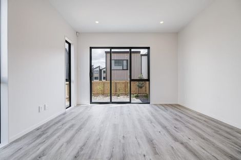 Photo of property in 5 Tokarewa Close, Mount Wellington, Auckland, 1062