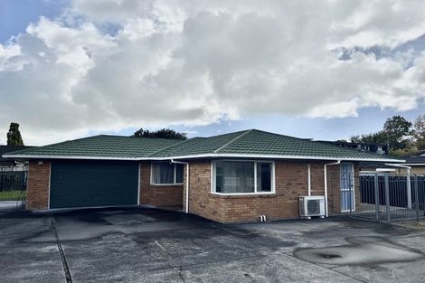 Photo of property in 329 Great South Road, Papakura, 2110