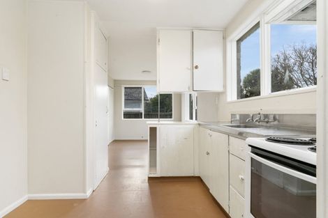 Photo of property in 22 Besant Place, Avondale, Christchurch, 8061