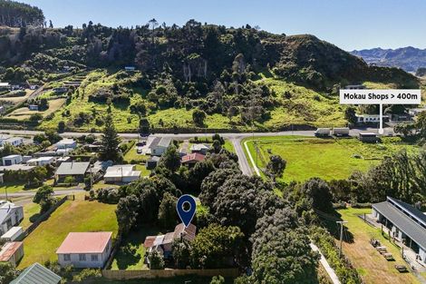 Photo of property in 6 Rangi Street, Mokau, 4376