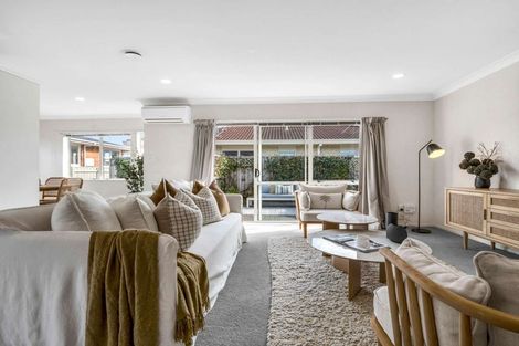 Photo of property in 7a Lilac Place, Otumoetai, Tauranga, 3110