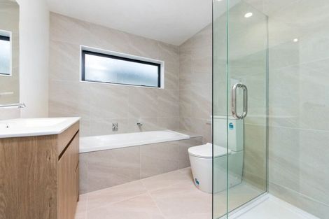 Photo of property in 54c Chilcott Road, Henderson, Auckland, 0612