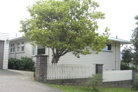 Photo of property in 49 Collier Avenue, Karori, Wellington, 6012