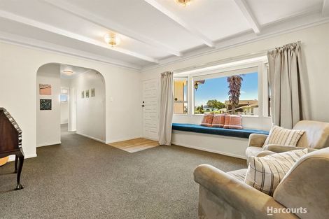 Photo of property in 3 Harbour Crest Drive, Waiuku, 2123