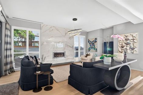 Photo of property in 29 Cecil Road, Milford, Auckland, 0620
