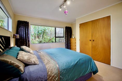 Photo of property in 2/48 Becroft Drive, Forrest Hill, Auckland, 0620