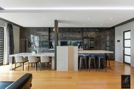 Photo of property in 21 Colliston Rise, Pinehill, Auckland, 0632