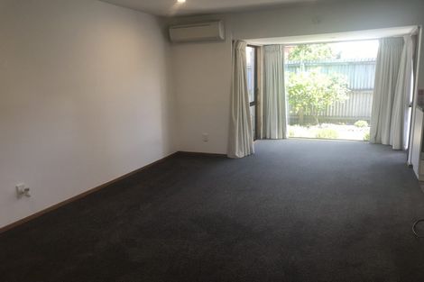 Photo of property in 7/4 Broadbent Street, Riccarton, Christchurch, 8041