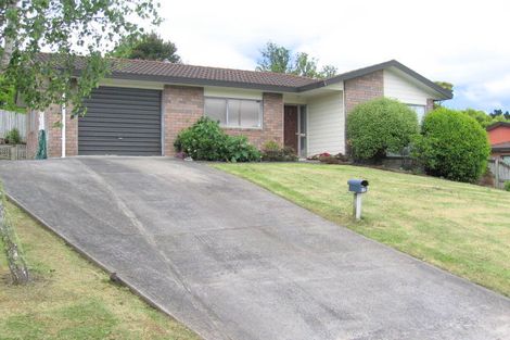 Photo of property in 14 Meynell Court, Glen Eden, Auckland, 0602