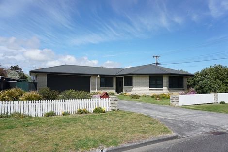 Photo of property in 86 Thomas Place, Foxton Beach, Foxton, 4815