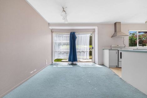 Photo of property in 6 Skelton Avenue, Randwick Park, Auckland, 2105