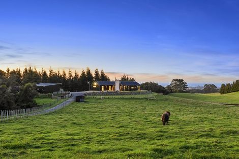 Photo of property in 1640 Mangorei Road, Mangorei, New Plymouth, 4371