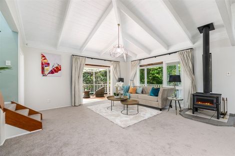 Photo of property in 8 Rhinevale Close, Henderson, Auckland, 0612