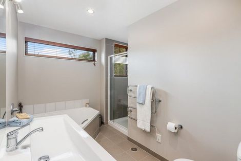 Photo of property in 13a Townsend Road, Miramar, Wellington, 6022