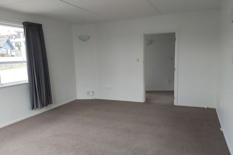 Photo of property in 92 Beazley Avenue, Paparangi, Wellington, 6037