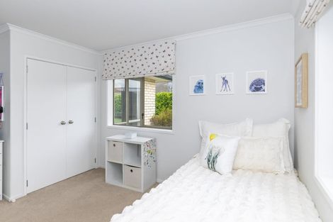 Photo of property in 13 Winchester Place, Rototuna North, Hamilton, 3210