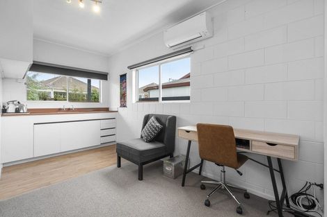 Photo of property in 5a Princes Street, Cambridge, 3434