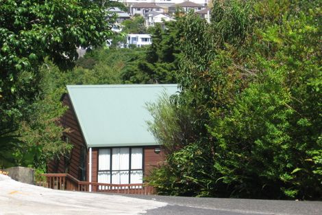 Photo of property in 1/24 Jellicoe Road, Murrays Bay, Auckland, 0630