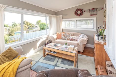 Photo of property in 55 Matai Street, Castlecliff, Whanganui, 4501