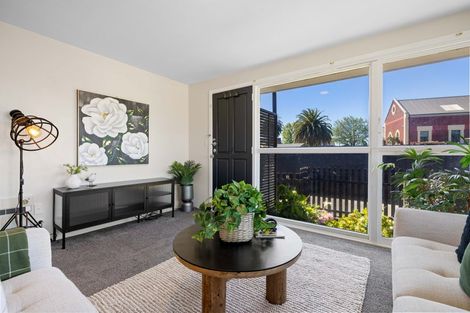 Photo of property in 6/98 Mathesons Road, Phillipstown, Christchurch, 8011