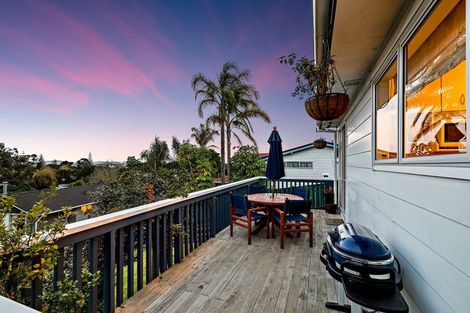 Photo of property in 24 Anich Road, Massey, Auckland, 0614