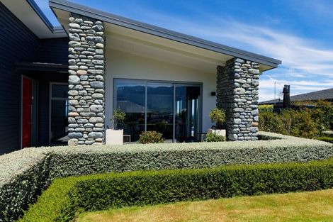 Photo of property in 25 Miromiro Drive, Kaikoura, 7300