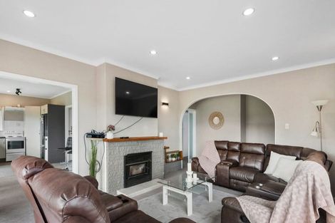 Photo of property in 16 Red Hill Road, Red Hill, Papakura, 2110