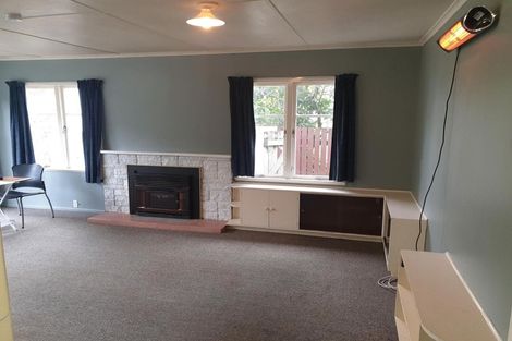 Photo of property in 48 Sherwood Avenue, Te Atatu South, Auckland, 0610