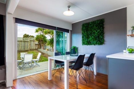 Photo of property in 316 Frankley Road, Ferndale, New Plymouth, 4310