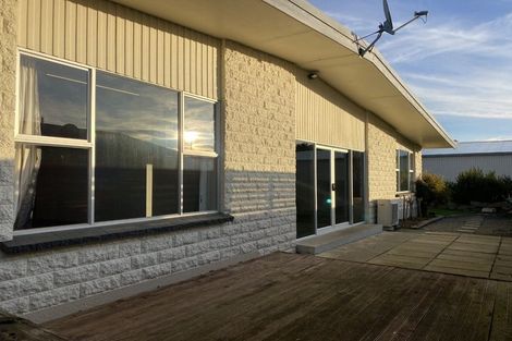 Photo of property in 168 Mackenzie Street, Winton, 9720