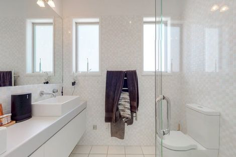 Photo of property in 143 Derwent Street, Island Bay, Wellington, 6023