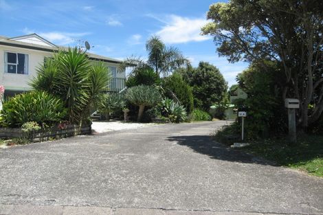 Photo of property in 19 Leaming Place, Clarks Beach, 2122