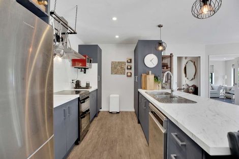 Photo of property in 75 Willowside Place, Amberley, 7410