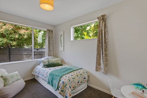 Photo of property in 29b Royal Park Drive, Parklands, Christchurch, 8083
