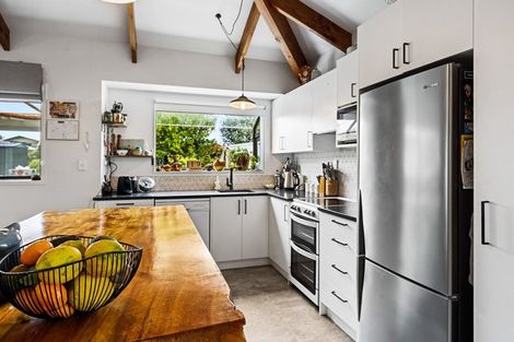 Photo of property in 6 Dillon Drive, Bell Block, New Plymouth, 4312