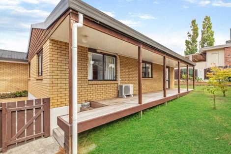 Photo of property in 3/68 View Road, Henderson, Auckland, 0612