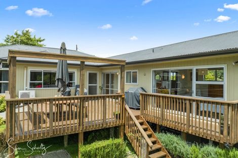 Photo of property in 21 View Street, Maungaturoto, 0520