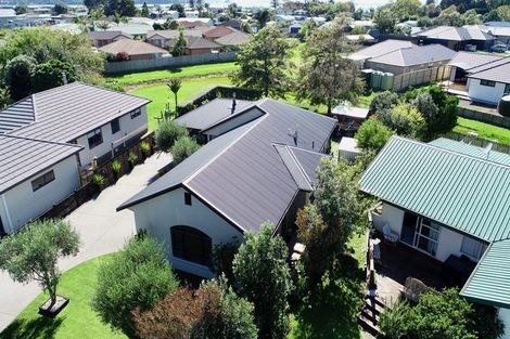 Photo of property in 16 Protea Crescent, Whitianga, 3510