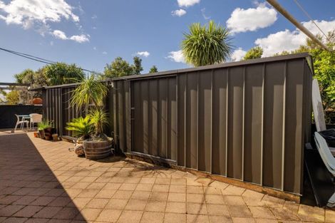 Photo of property in 16 Bateleur Close, Welcome Bay, Tauranga, 3112