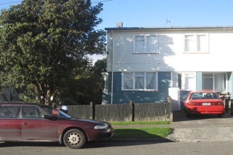Photo of property in 27-33 Cheshire Street, Cannons Creek, Porirua, 5024