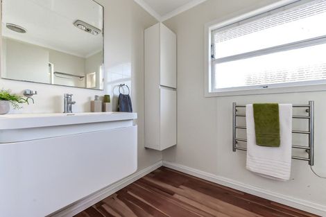 Photo of property in 37 Taylor Terrace, St Andrews, Hamilton, 3200